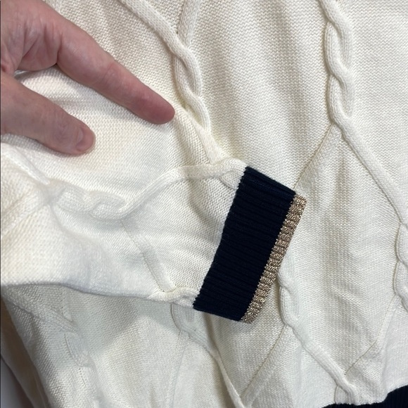 Talbots Cream and Black V-Neck Sweater - Picture 4 of 9